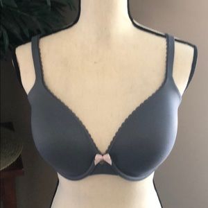 Victoria’s Secret Body by Victoria Bra